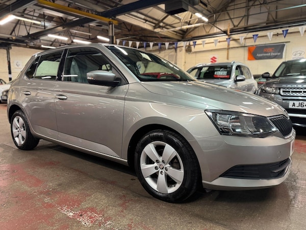 Used Skoda Fabia 2015 for sale - 76109374: Photo 1
