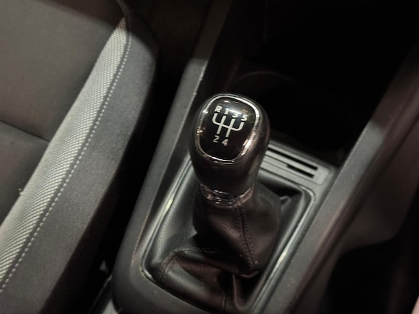 Used Skoda Fabia 2015 for sale - 76109374: Photo 34