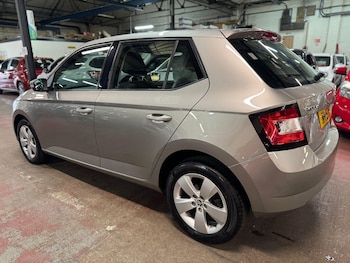 Used Skoda Fabia 2015 for sale - 76109374: Photo 4
