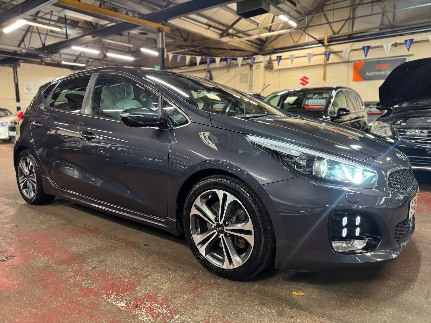 Used Kia Ceed 2017 for sale - 76549619: Photo 1