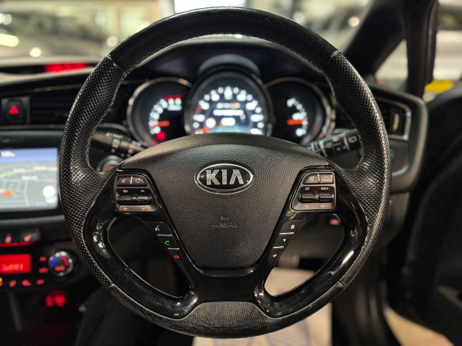 Used Kia Ceed 2017 for sale - 76549619: Photo 27