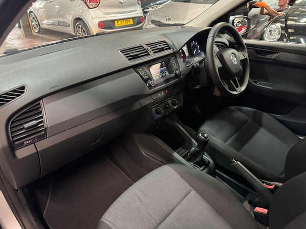 Used Skoda Fabia 2015 for sale - 76123076: Photo 14