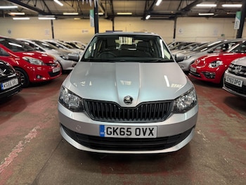 Used Skoda Fabia 2015 for sale - 76123076: Photo 2