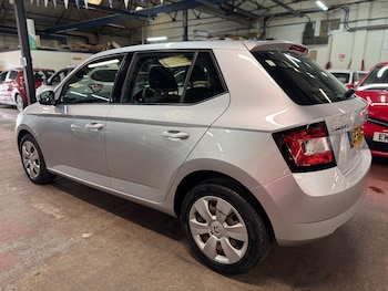 Used Skoda Fabia 2015 for sale - 76123076: Photo 4