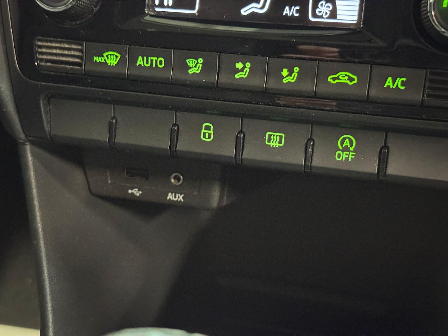 Used Skoda Rapid Spaceback 2015 for sale - 76935878: Photo 33