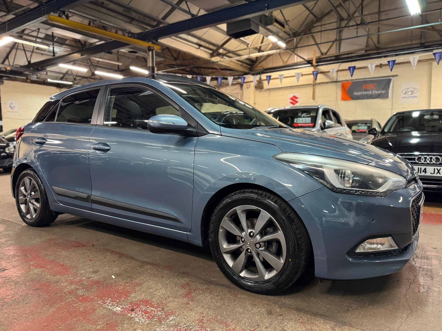 Used Hyundai i20 2015 for sale - 76484613: Photo 1