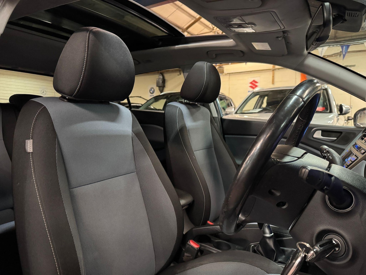 Used Hyundai i20 2015 for sale - 76484613: Photo 14