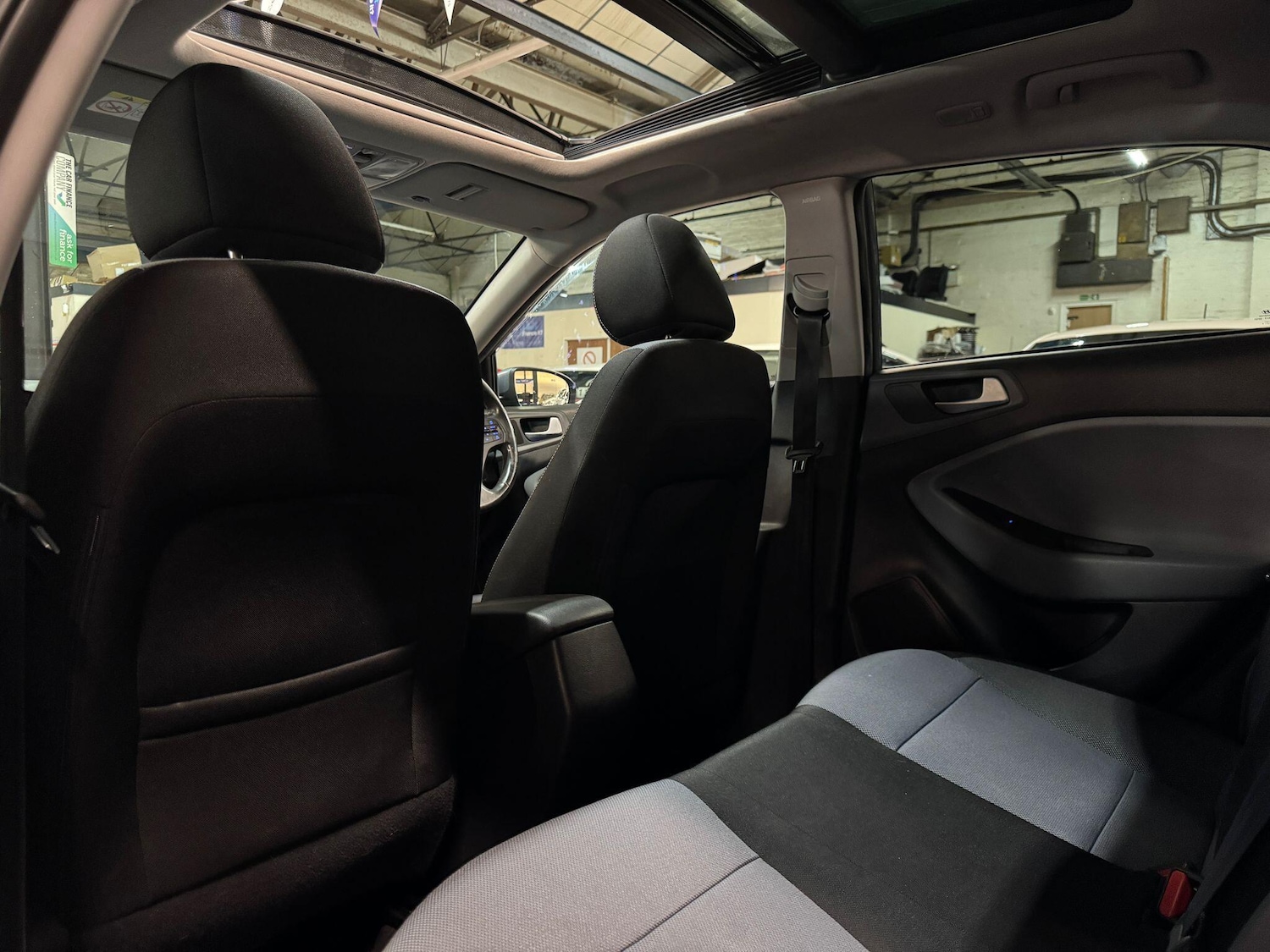 Used Hyundai i20 2015 for sale - 76484613: Photo 23