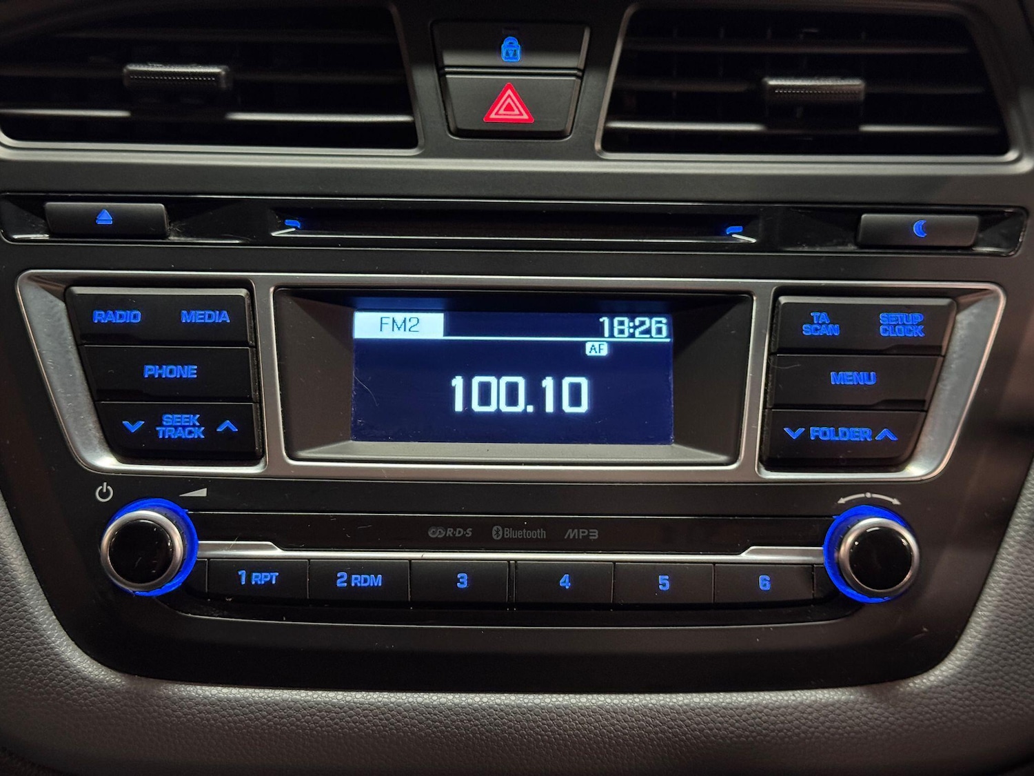 Used Hyundai i20 2015 for sale - 76484613: Photo 32