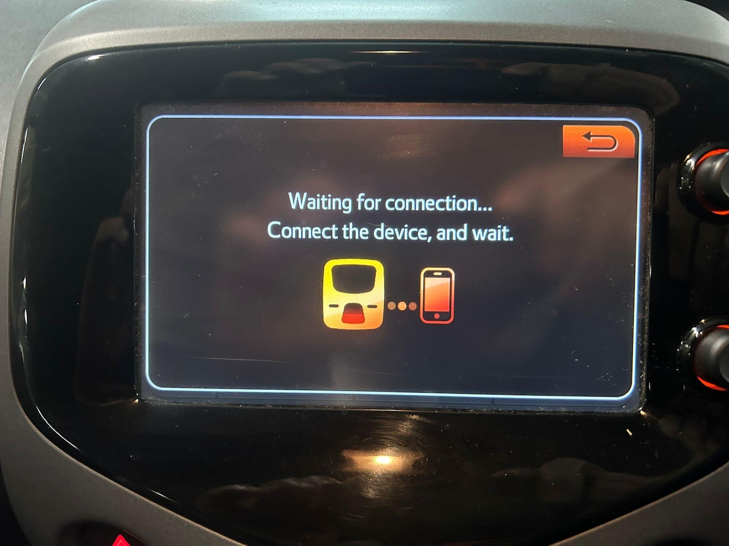 Used Toyota AYGO 2018 for sale - 76752768: Photo 32