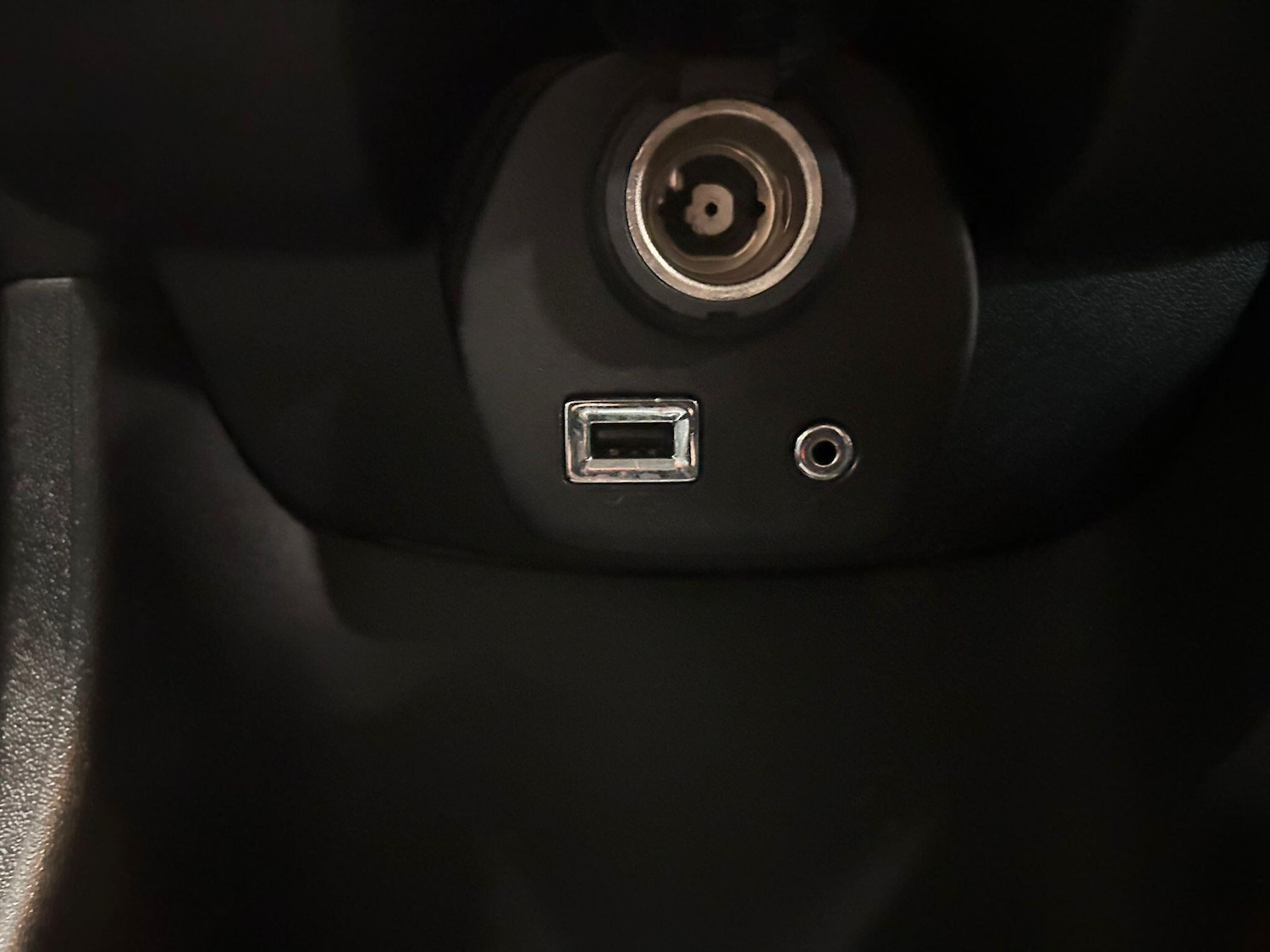 Used Toyota AYGO 2018 for sale - 76752768: Photo 34