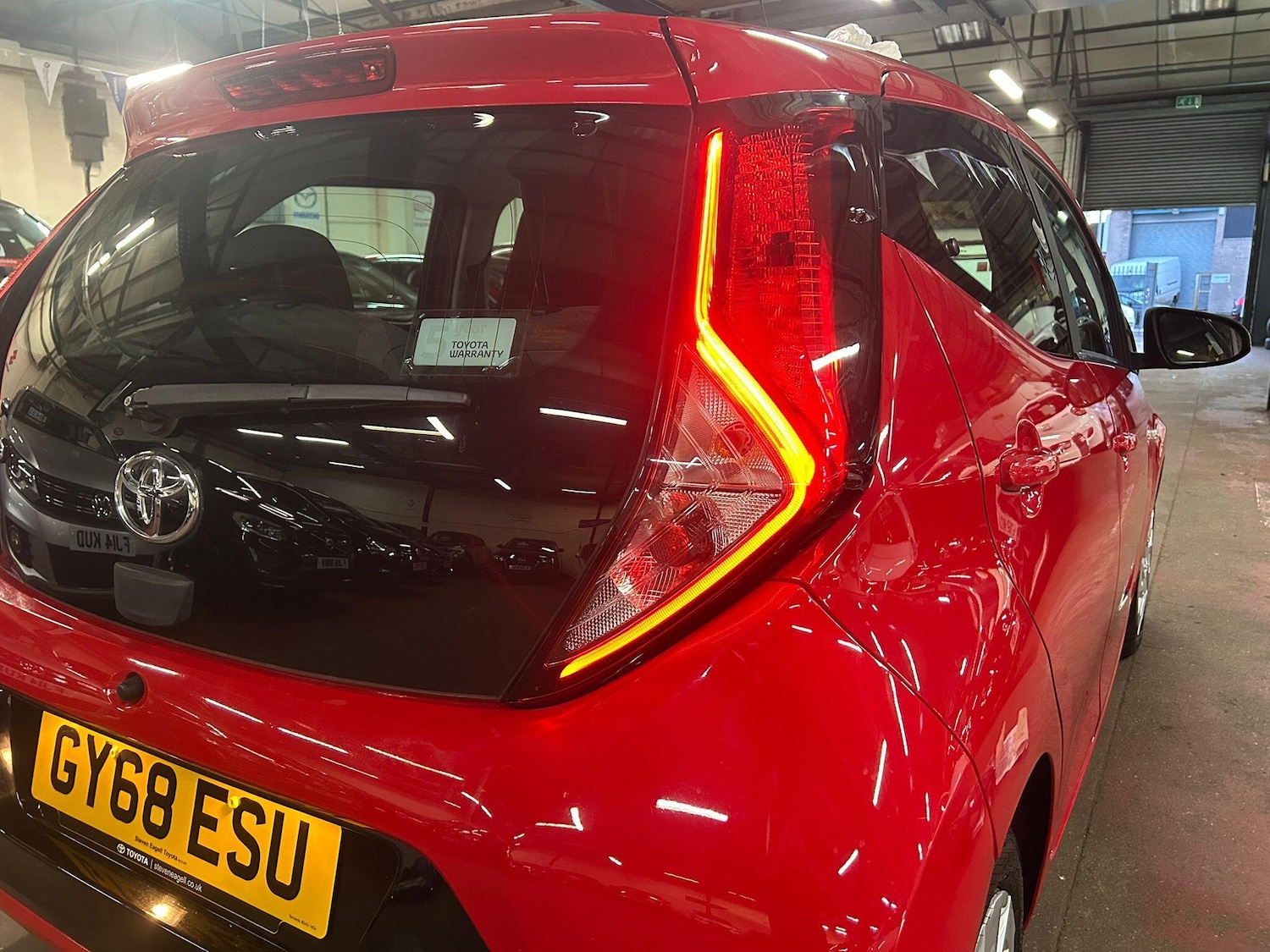 Used Toyota AYGO 2018 for sale - 76752768: Photo 8