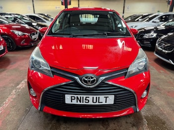 Used Toyota Yaris 2015 for sale - 77215713: Photo