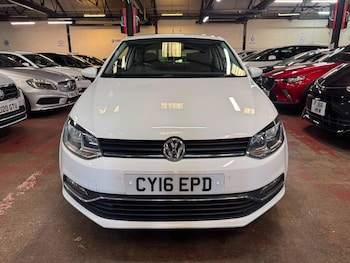 Used Volkswagen Polo 2016 for sale - 79361338: Photo