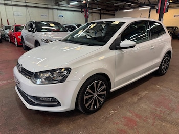 Used Volkswagen Polo 2016 for sale - 79361338: Photo
