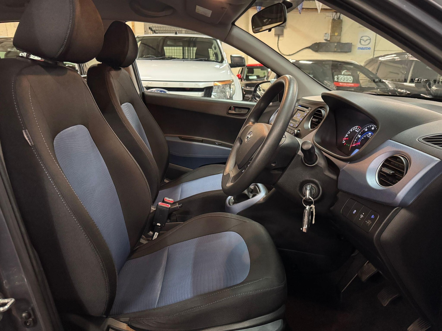 Used Hyundai i10 2014 for sale - 77191835: Photo 10