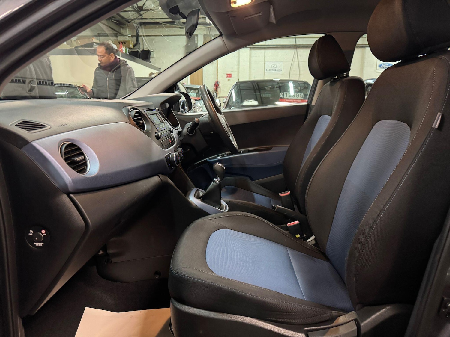 Used Hyundai i10 2014 for sale - 77191835: Photo 13