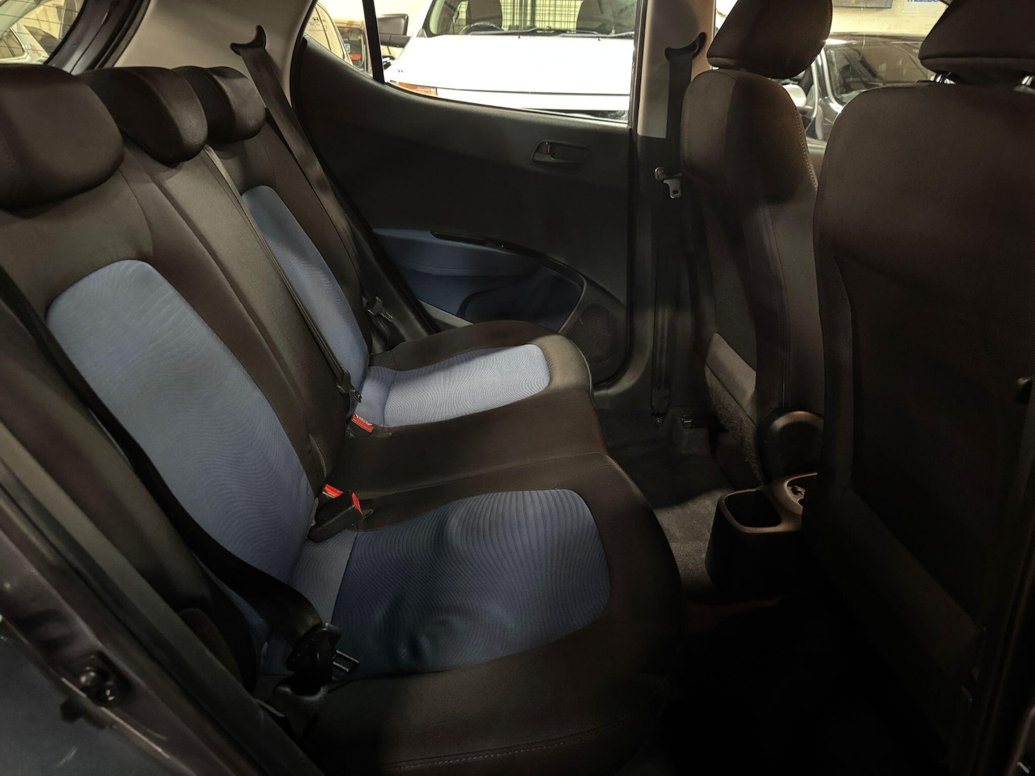 Used Hyundai i10 2014 for sale - 77191835: Photo 16