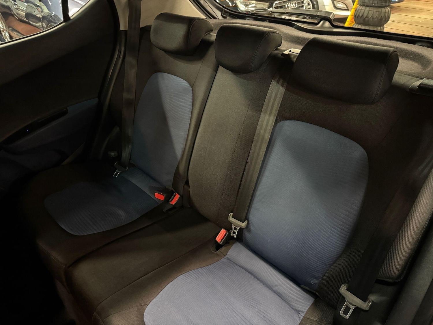 Used Hyundai i10 2014 for sale - 77191835: Photo 20