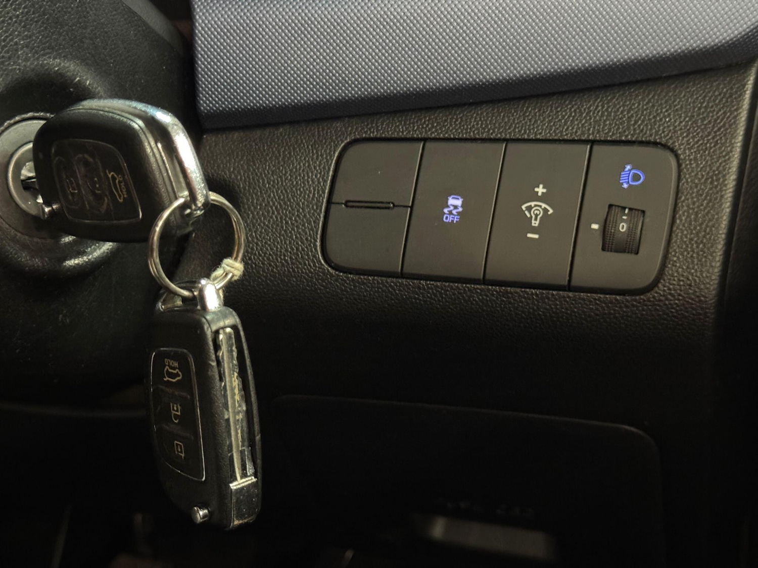 Used Hyundai i10 2014 for sale - 77191835: Photo 26