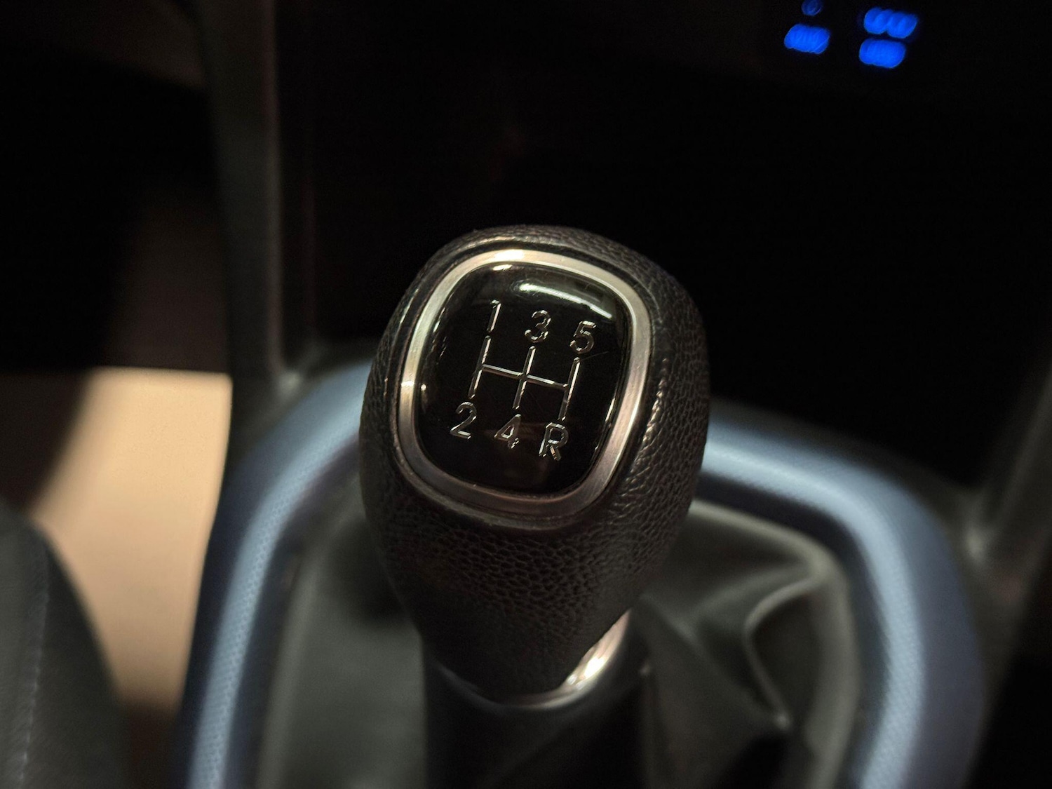 Used Hyundai i10 2014 for sale - 77191835: Photo 31