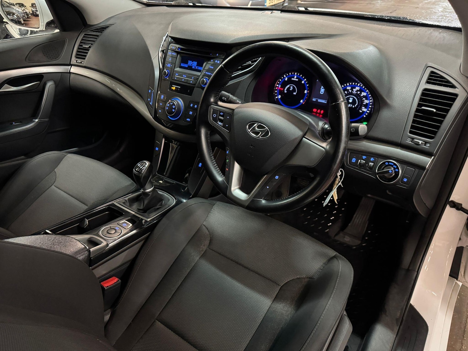 Used Hyundai i40 2015 for sale - 76498785: Photo 12