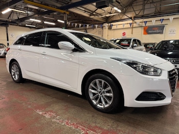 Used Hyundai i40 2015 for sale - 76498785: Photo