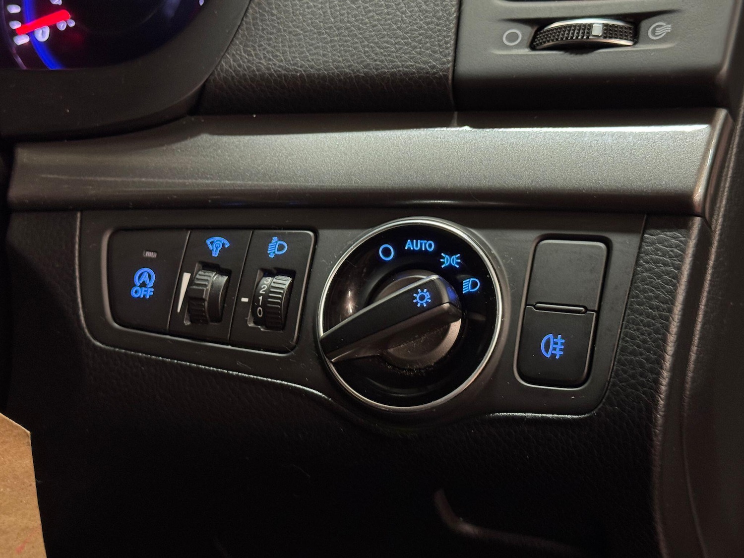 Used Hyundai i40 2015 for sale - 76498785: Photo 29