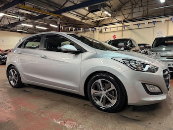 Used Hyundai i30 2016 for sale - 77040053: Photo