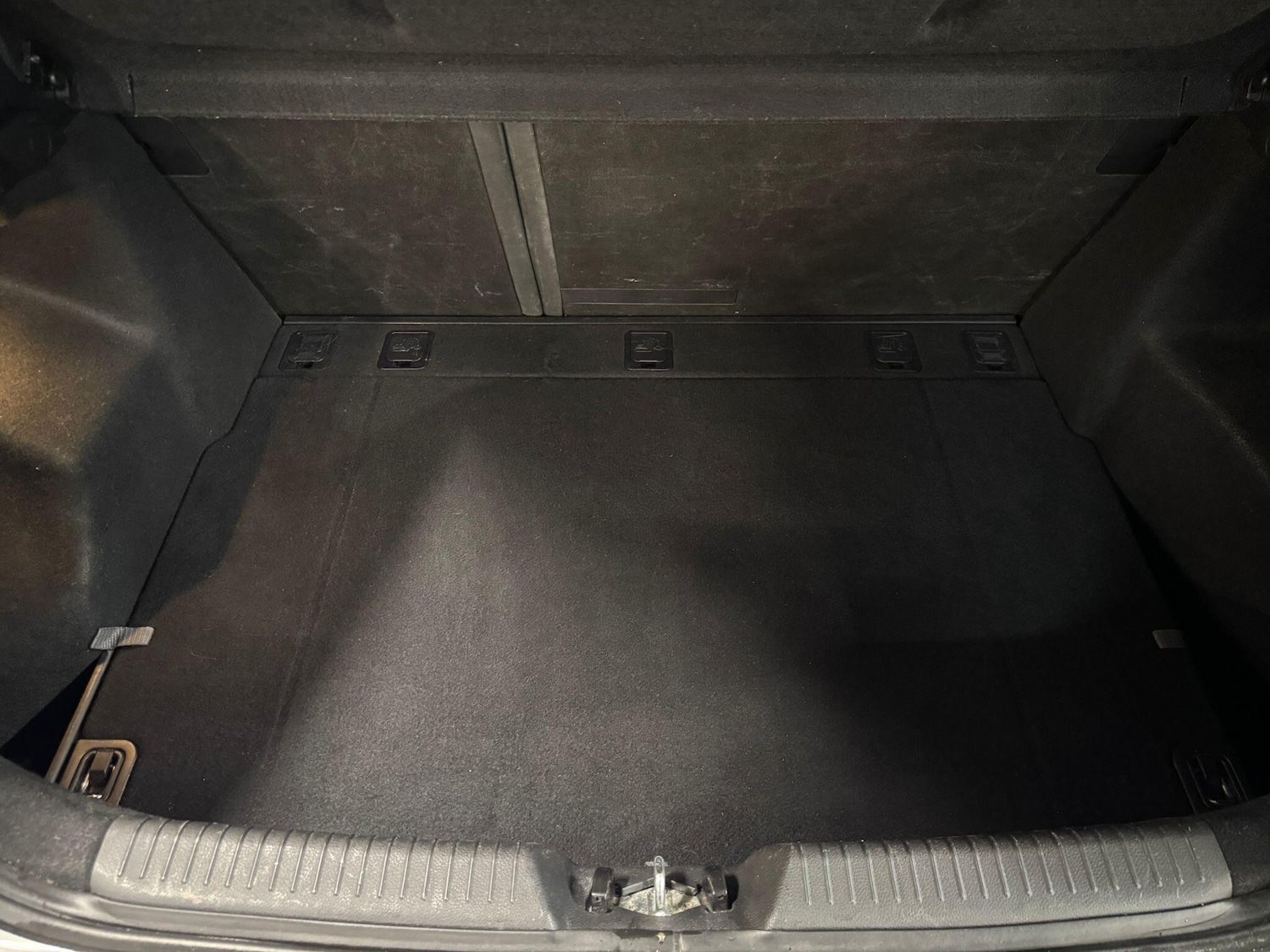 Used Hyundai i30 2016 for sale - 77040053: Photo 9