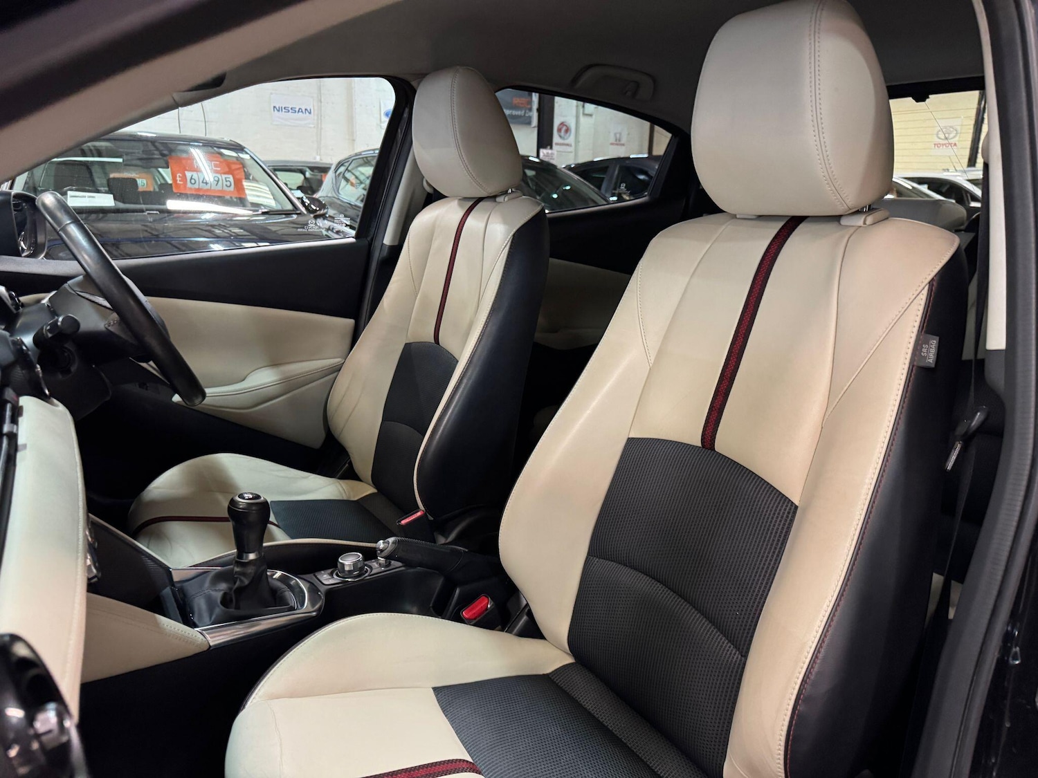Used Mazda Mazda2 2015 for sale - 76043040: Photo 17