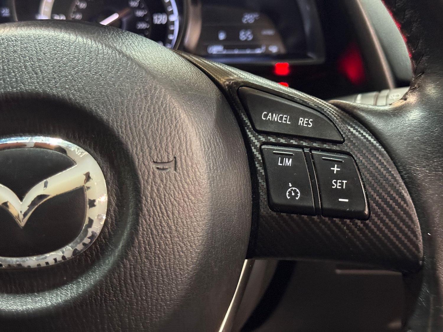Used Mazda Mazda2 2015 for sale - 76043040: Photo 29
