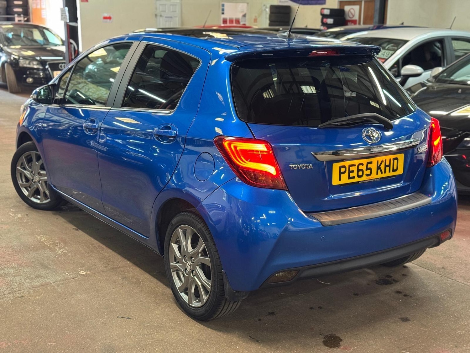 Used Toyota Yaris 2015 for sale - 77769775: Photo 12