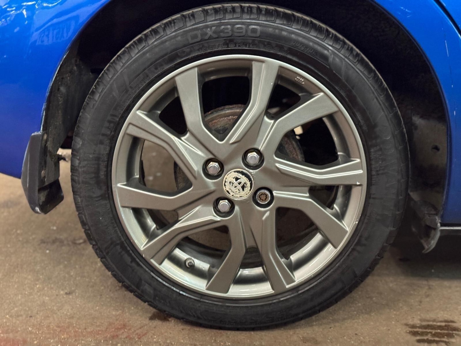 Used Toyota Yaris 2015 for sale - 77769775: Photo 15