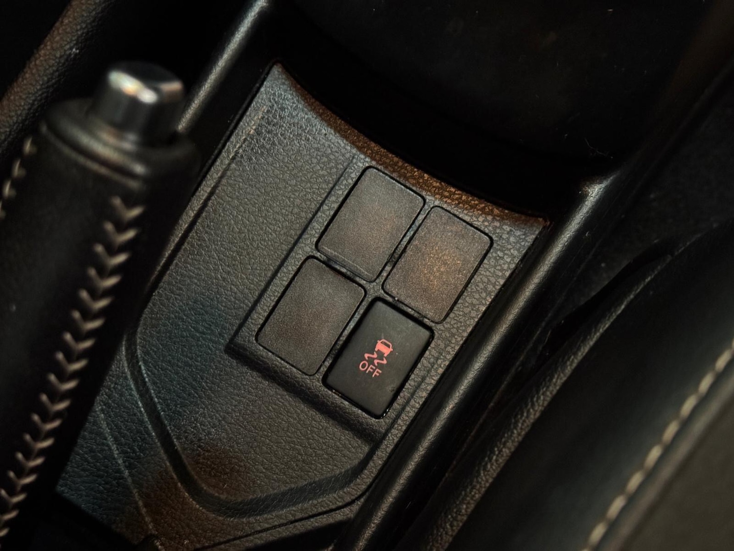 Used Toyota Yaris 2015 for sale - 77769775: Photo 45