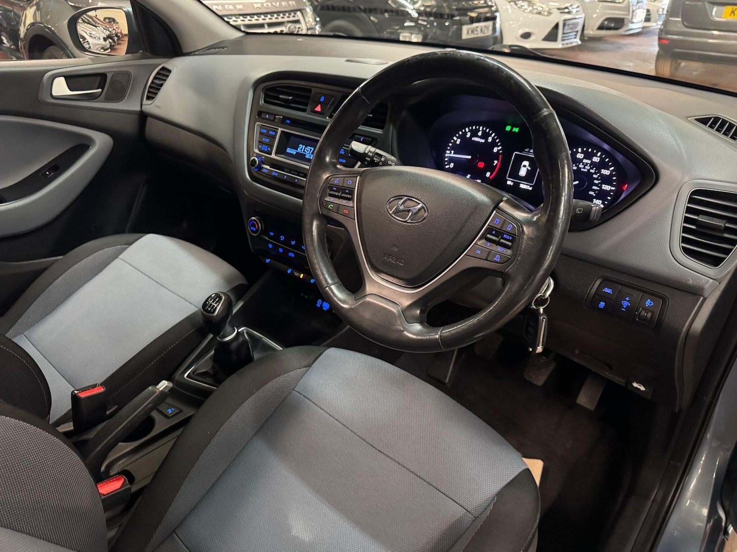 Used Hyundai i20 2015 for sale - 76174599: Photo 13