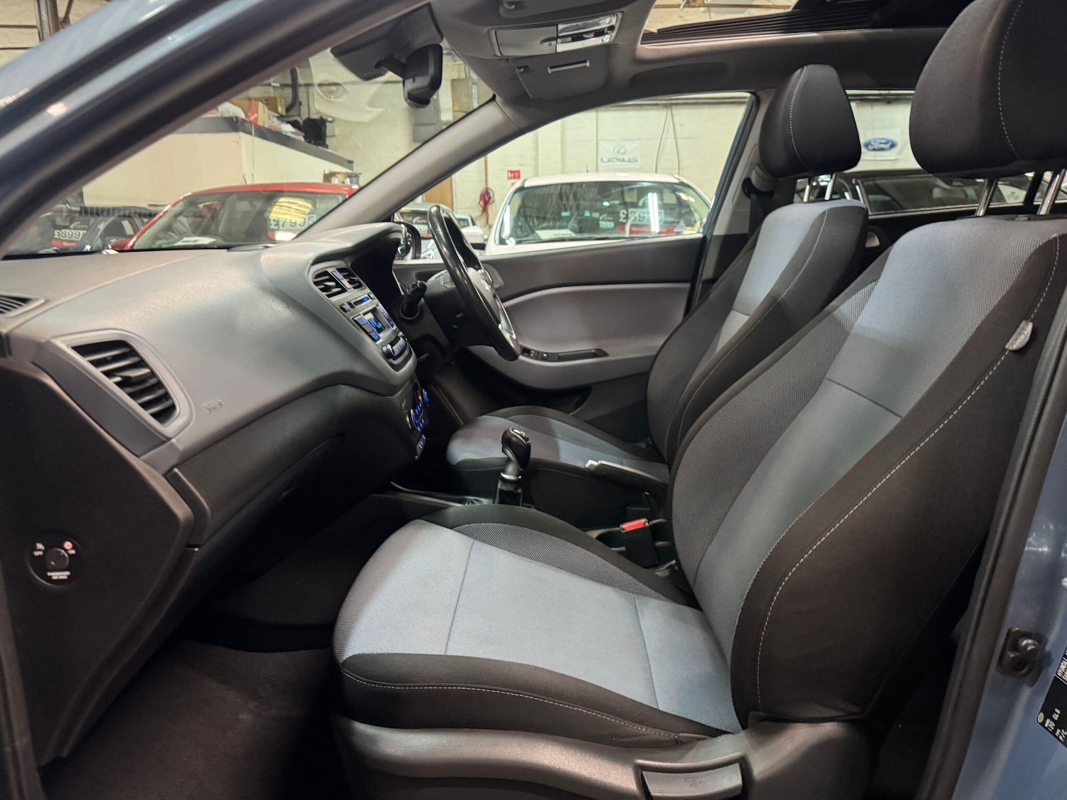 Used Hyundai i20 2015 for sale - 76174599: Photo 14
