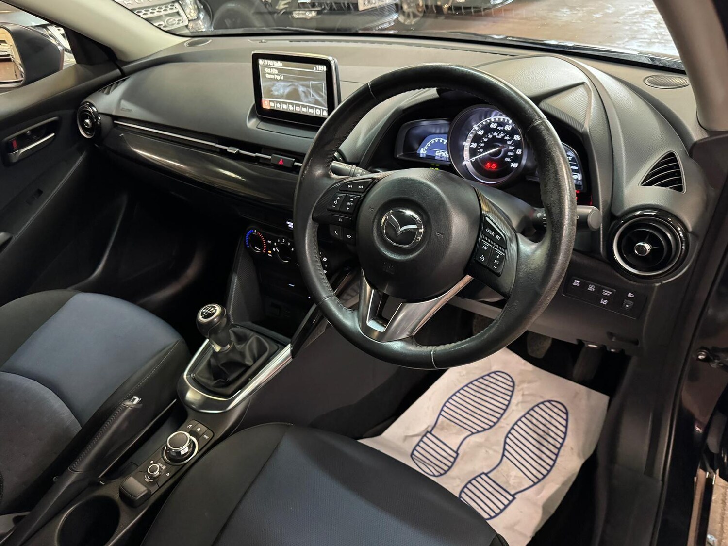 Used Mazda Mazda2 2016 for sale - 76121529: Photo 13