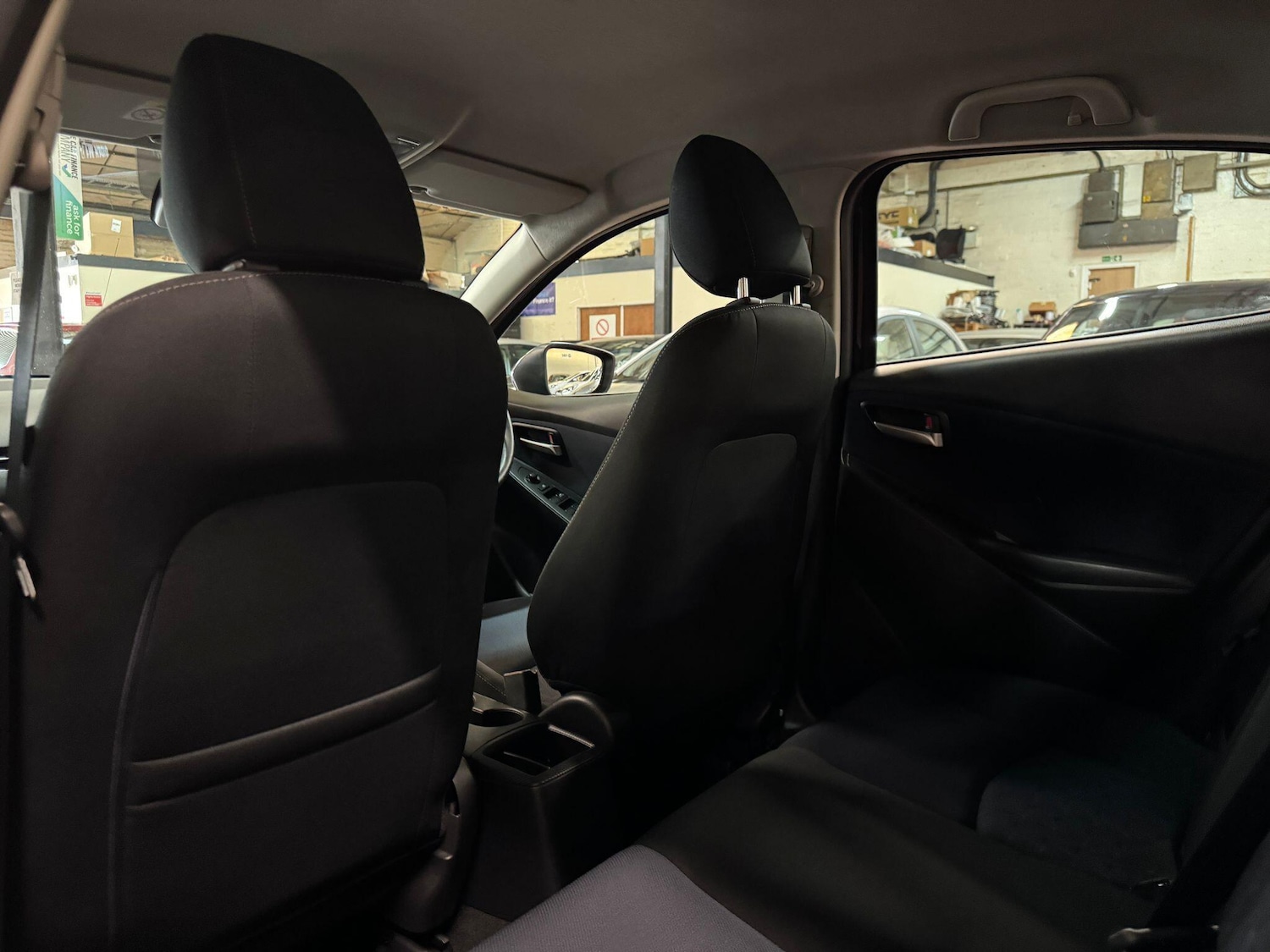 Used Mazda Mazda2 2016 for sale - 76121529: Photo 23
