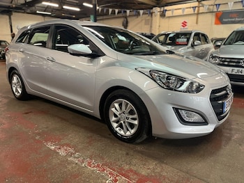 Used Hyundai i30 2016 for sale - 76446440: Photo