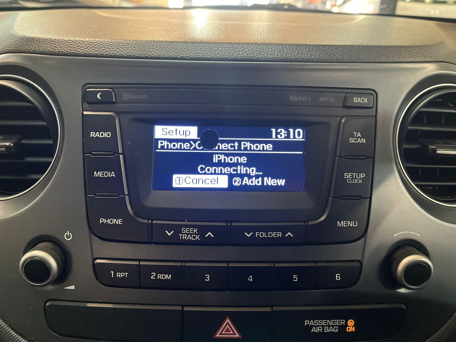 Used Hyundai i10 2017 for sale - 76701139: Photo 34