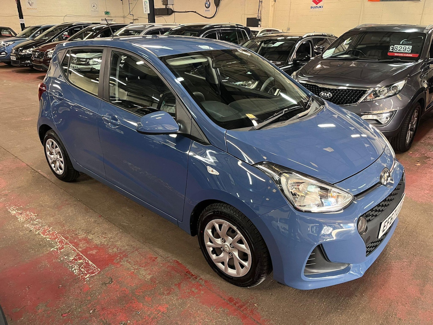 Used Hyundai i10 2017 for sale - 76701139: Photo 7