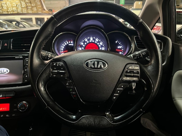Used Kia Ceed 2013 for sale - 76259291: Photo 28