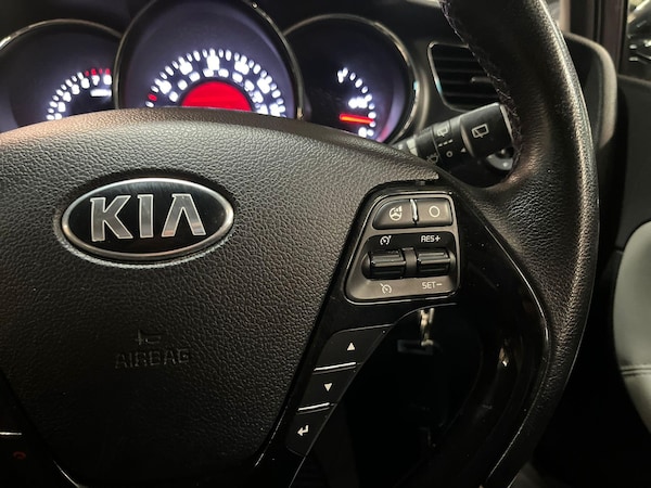 Used Kia Ceed 2013 for sale - 76259291: Photo 30