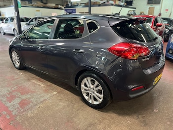 Used Kia Ceed 2013 for sale - 76259291: Photo 4