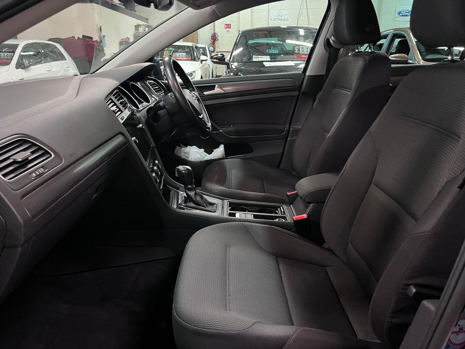 Used Volkswagen Golf 2019 for sale - 76688617: Photo 18