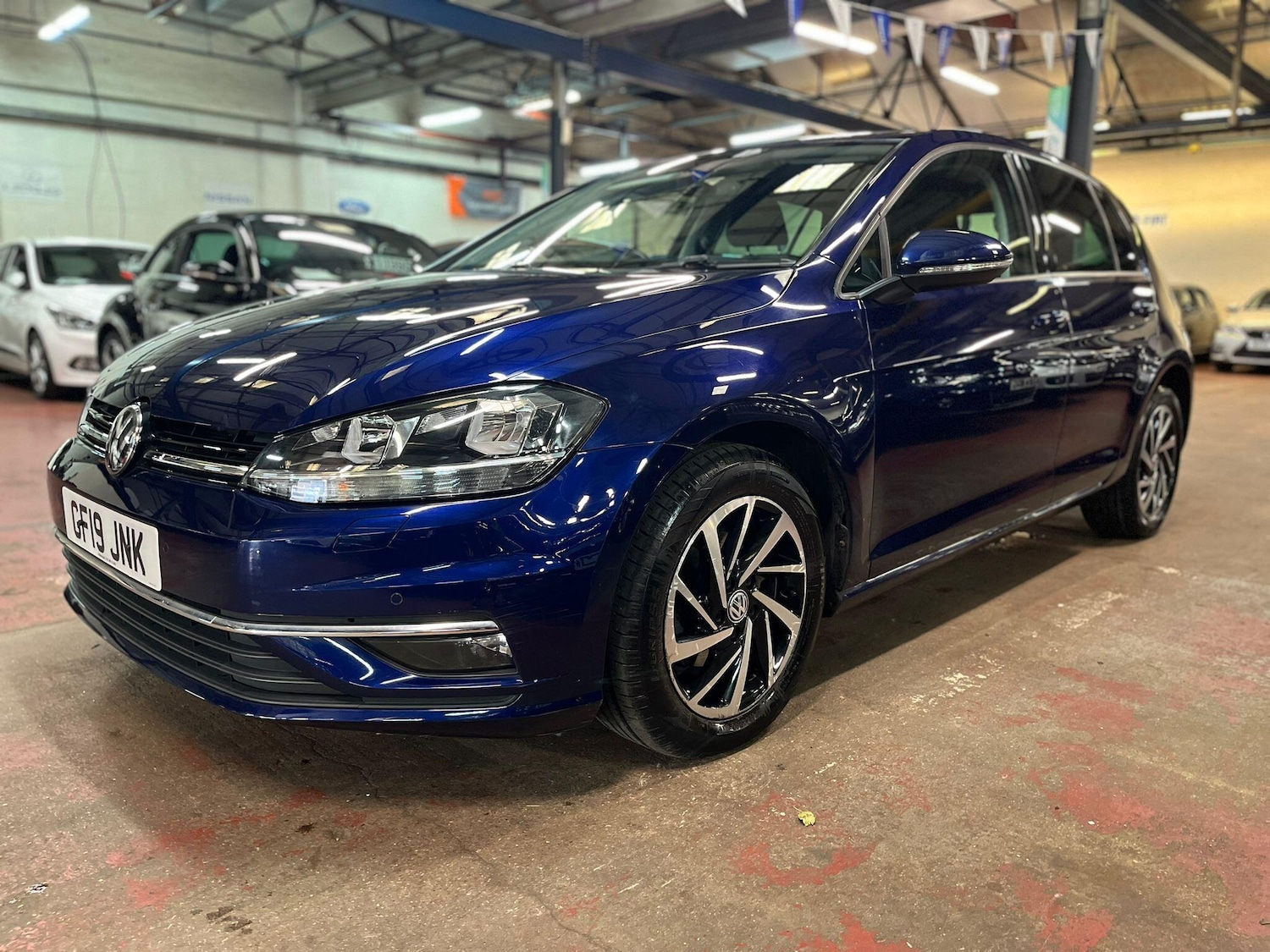 Used Volkswagen Golf 2019 for sale - 76688617: Photo 3
