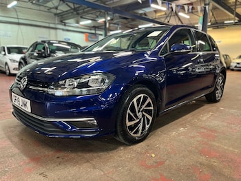Used Volkswagen Golf 2019 for sale - 76688617: Photo