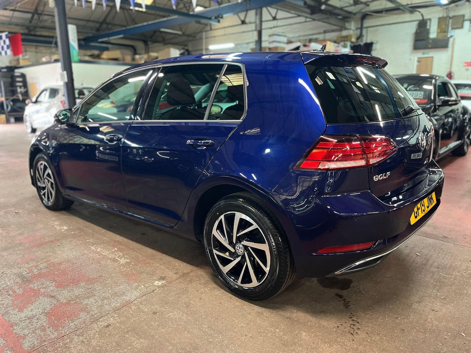Used Volkswagen Golf 2019 for sale - 76688617: Photo 4
