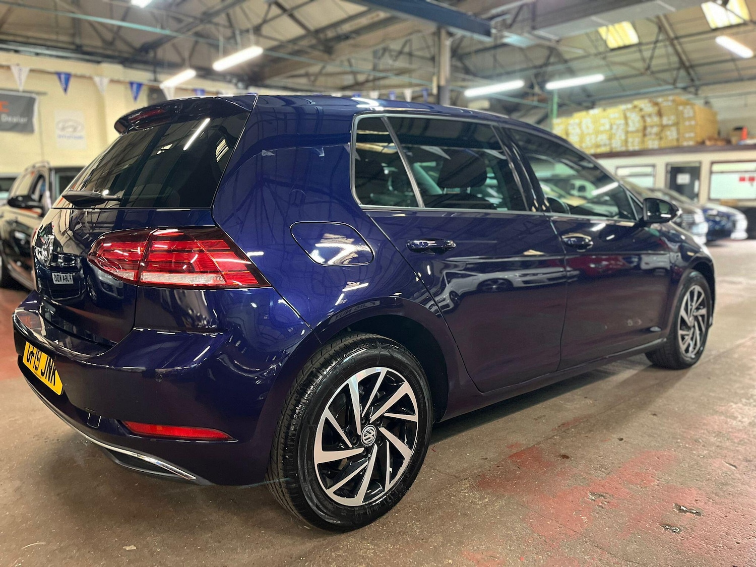 Used Volkswagen Golf 2019 for sale - 76688617: Photo 6